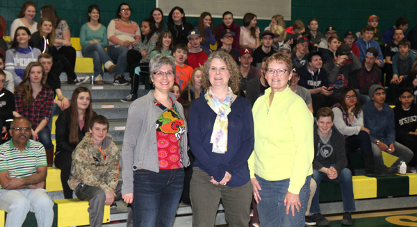 Transplant Manitoba Gift of Life held an information presentation for students on Tuesday, March 21 at Boissevain School. Roberta Koscielny (left) spoke about how to become an organ donor and the importance of doing so. Barb Kolomi (middle) spoke about her experience before and after receiving her heart transplant in 2016. Wanda Cameron (right) and Boissevain Palliative Care organized the presentations in Boissevain PHOTO BY ANNA LATIMER