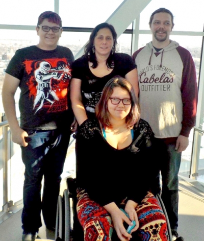 Community rallies behind local family